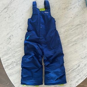 Patagonia, size 3T, insulated bib snow pants. Royal blue with green interior